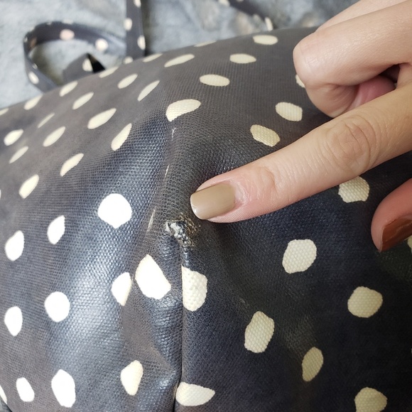 💫SOLD💫Kate spade tote - Picture 4 of 6